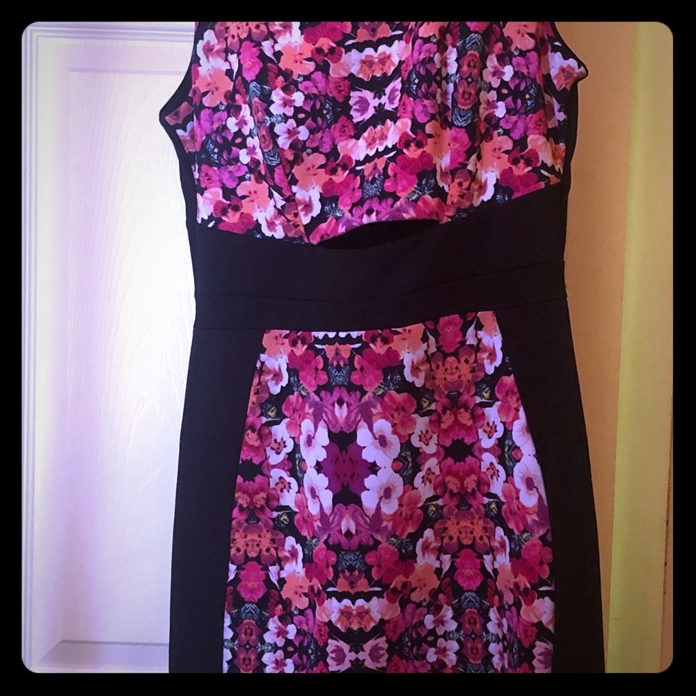 Nicole Miller Casual Dress